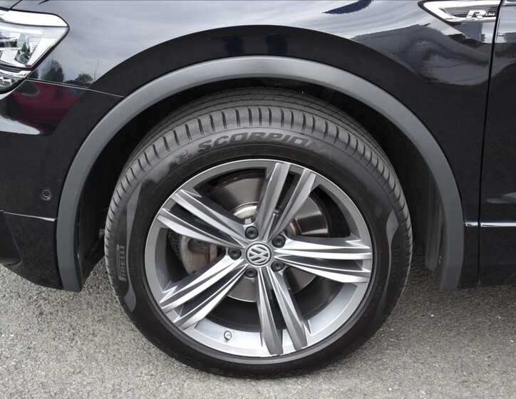 Volkswagen Tiguan Allspace 6
