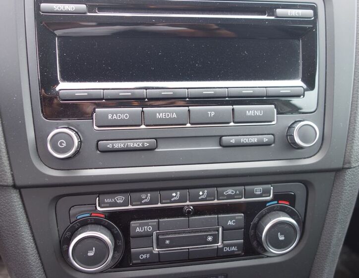 Volkswagen Golf 13