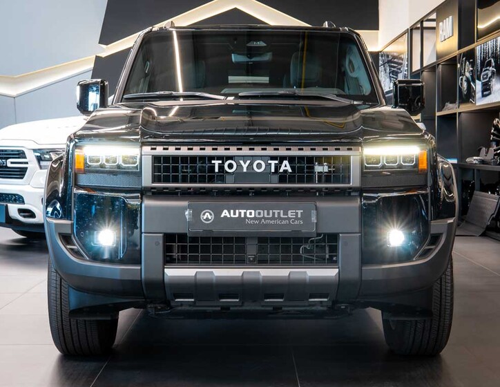 Toyota Land Cruiser 11