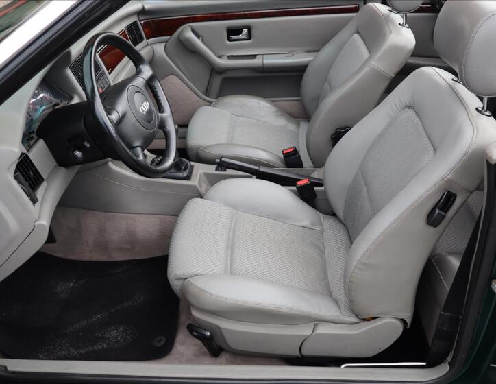 Audi 80 13