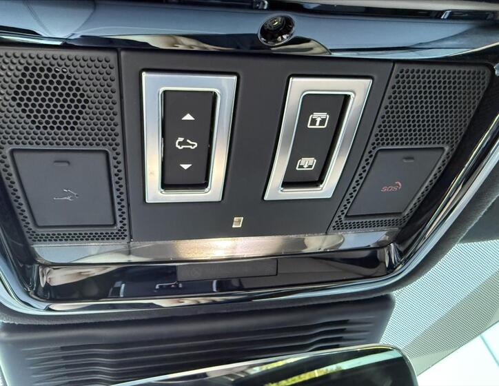 Land Rover Range Rover Velar 25