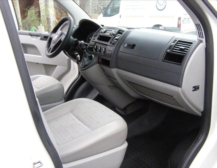Volkswagen Transporter 23