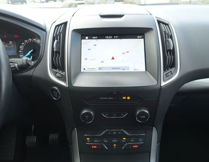Ford Galaxy 13