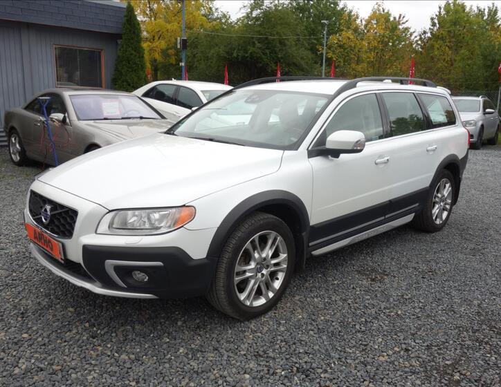 Volvo XC70 2