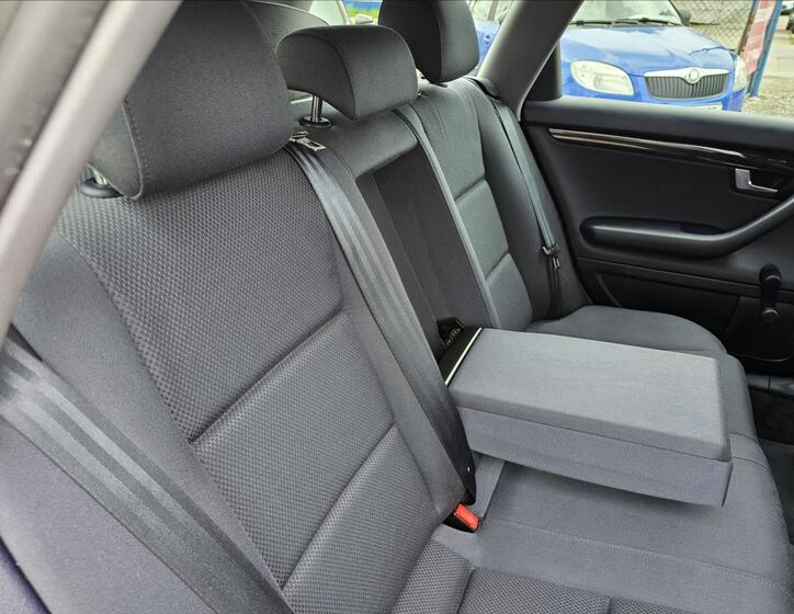 Audi A4 22