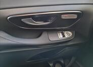 Mercedes-Benz Třídy V 12