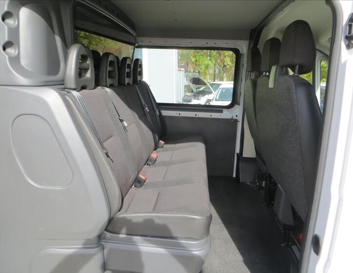Opel Movano 19