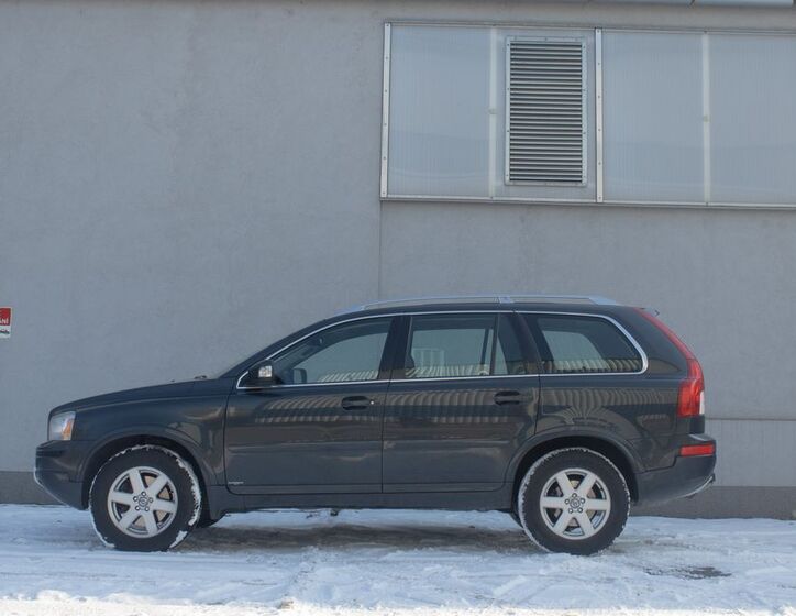 Volvo XC90 8