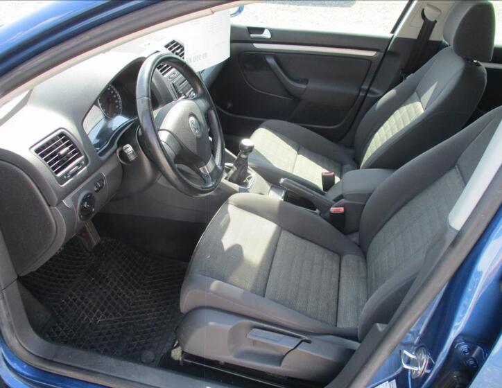 Volkswagen Golf 12