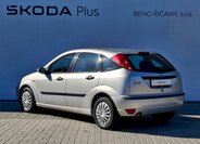 Ford Focus 10