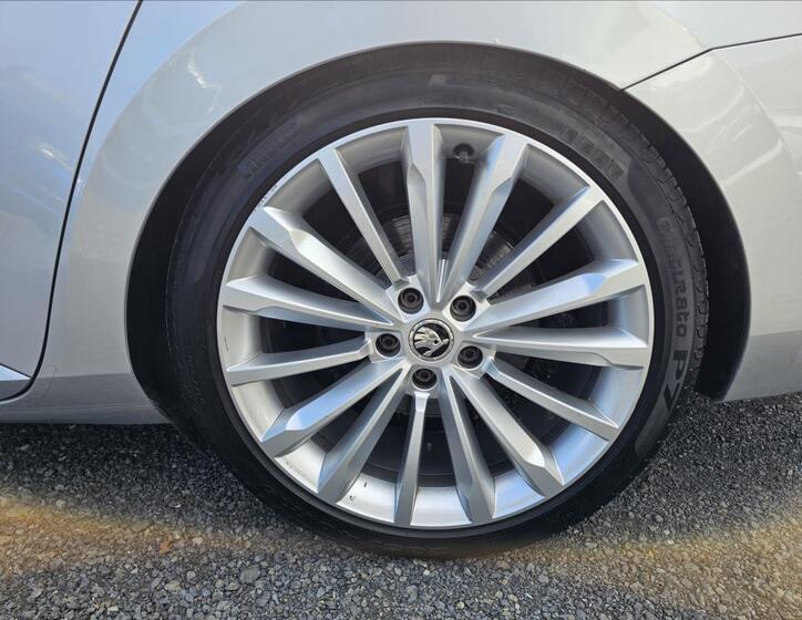 Škoda Superb 37