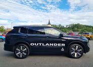 Mitsubishi Outlander 6