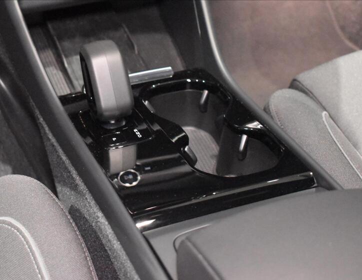 Volvo XC40 14