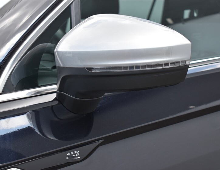 Volkswagen Tiguan Allspace 7