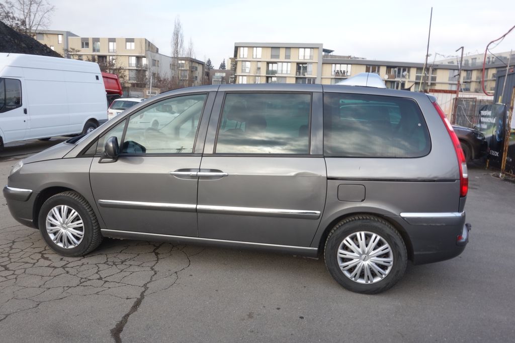 Citroën C8