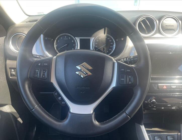 Suzuki Vitara 20