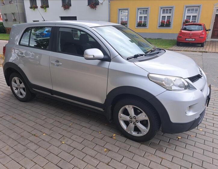 Toyota Urban Cruiser 14