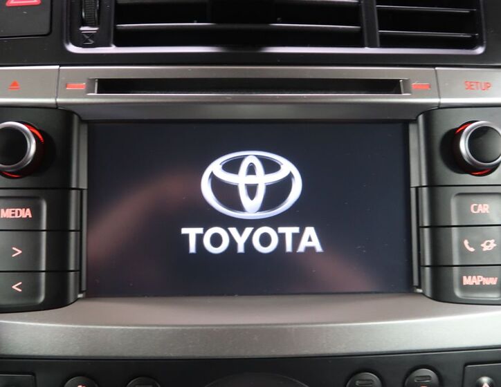 Toyota Verso 19