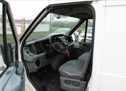Ford Transit 9