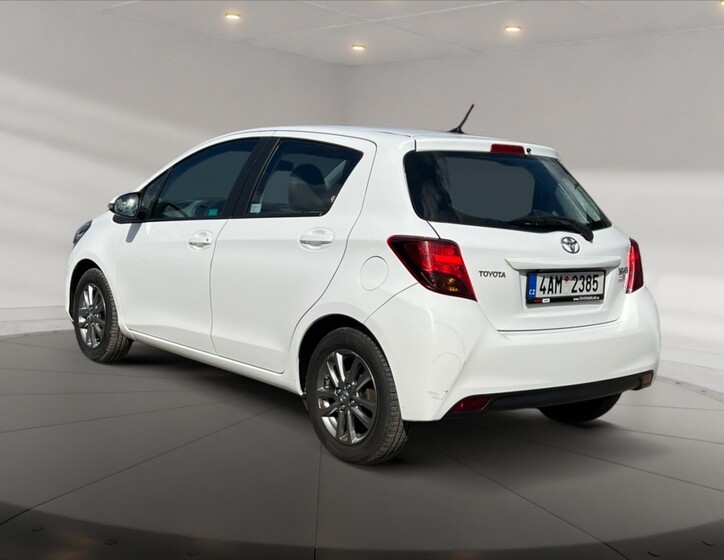 Toyota Yaris 4