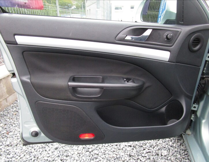 Škoda Octavia 14