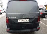 Volkswagen Transporter 9