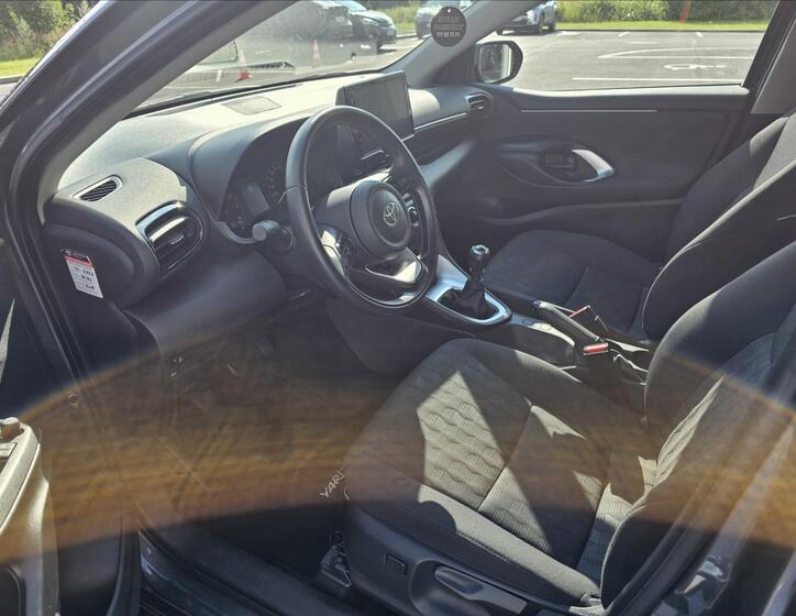 Toyota Yaris 7