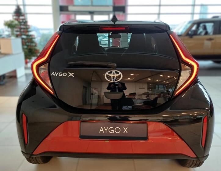 Toyota Aygo 5