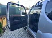 Suzuki Jimny 17