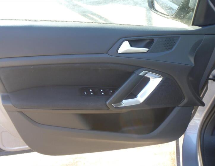 Peugeot 308 9