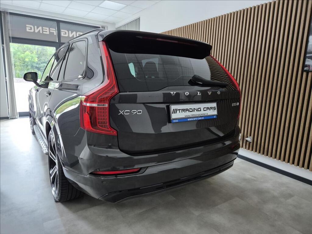Volvo XC90 5