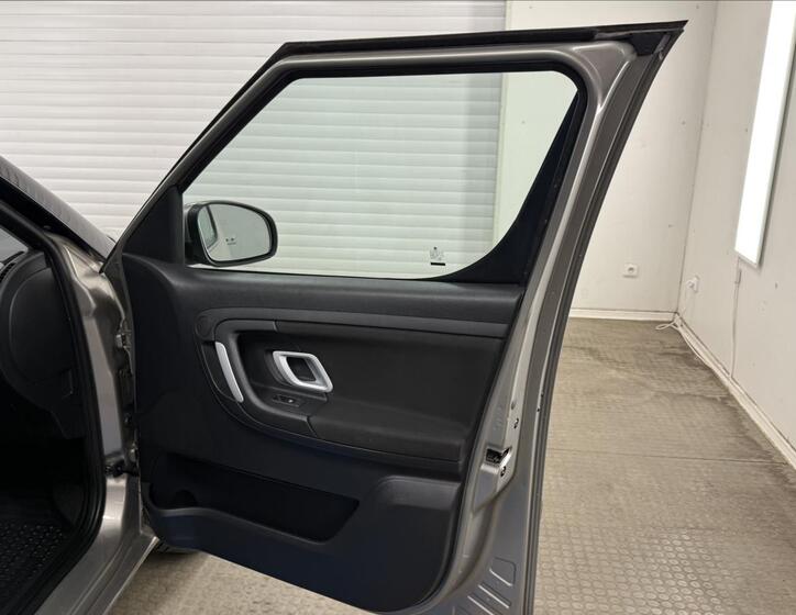 Škoda Roomster 19
