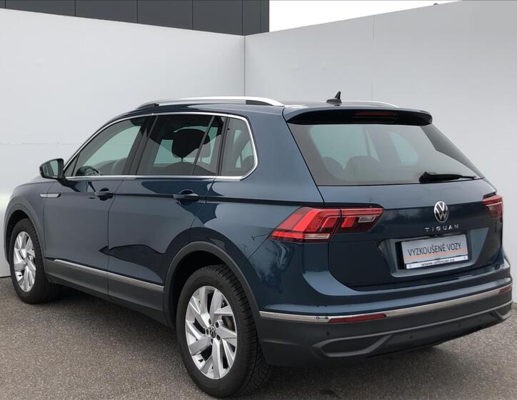 Volkswagen Tiguan 9