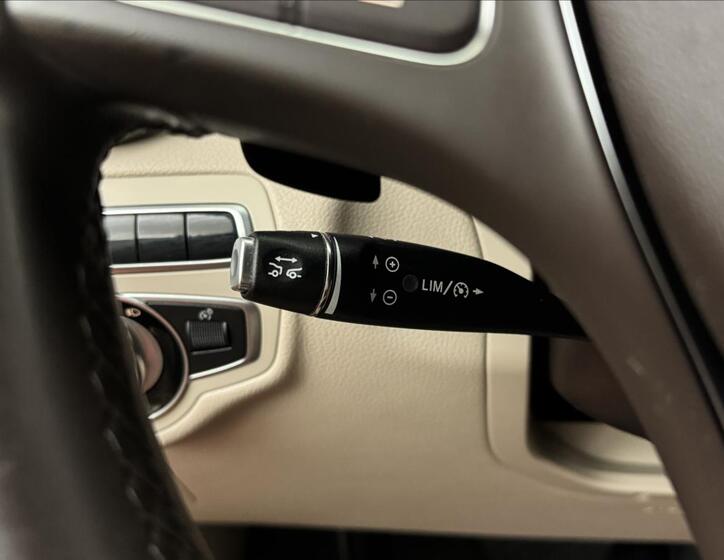 Mercedes-Benz GLC 11