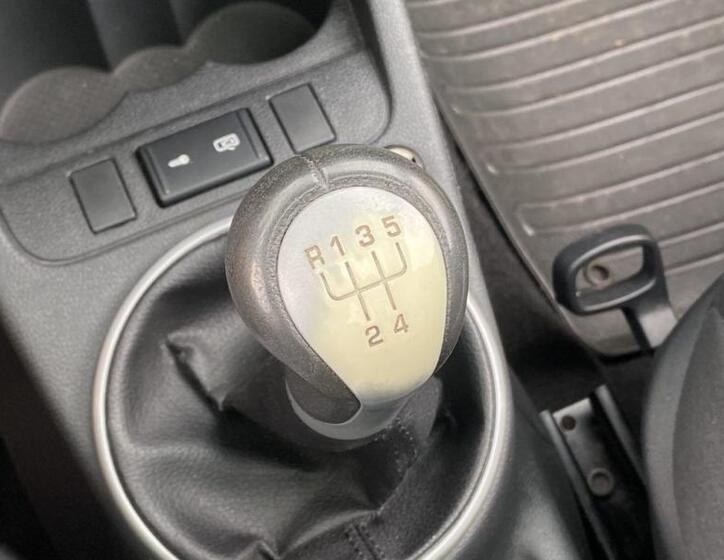 Škoda Roomster 22