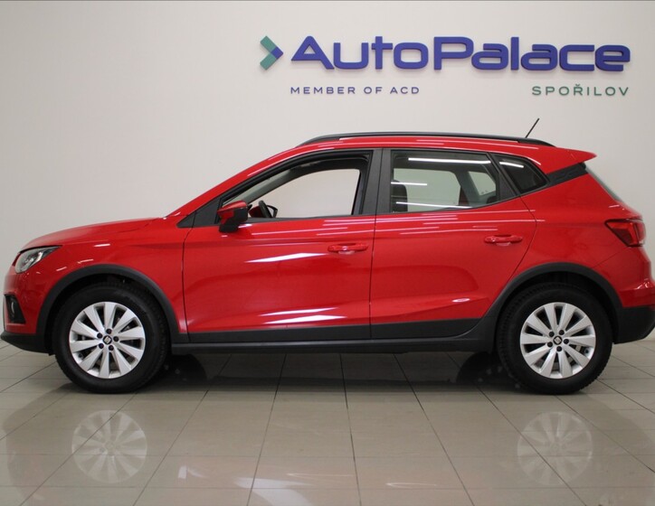 Seat Arona 5