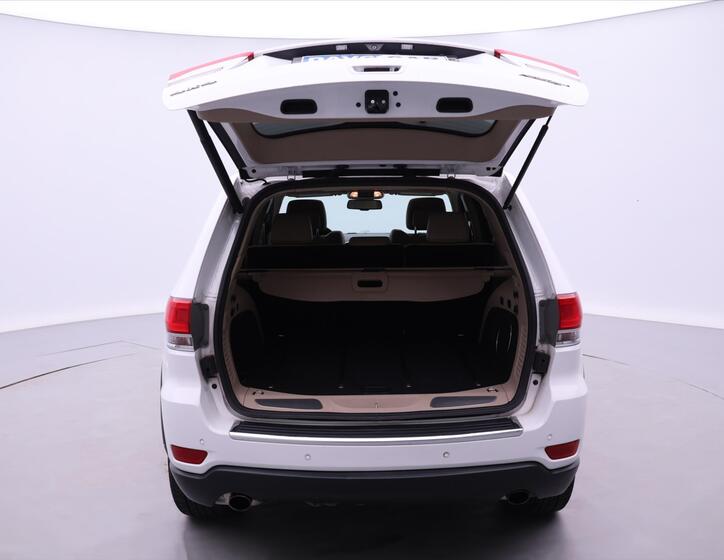 Jeep Grand Cherokee 9