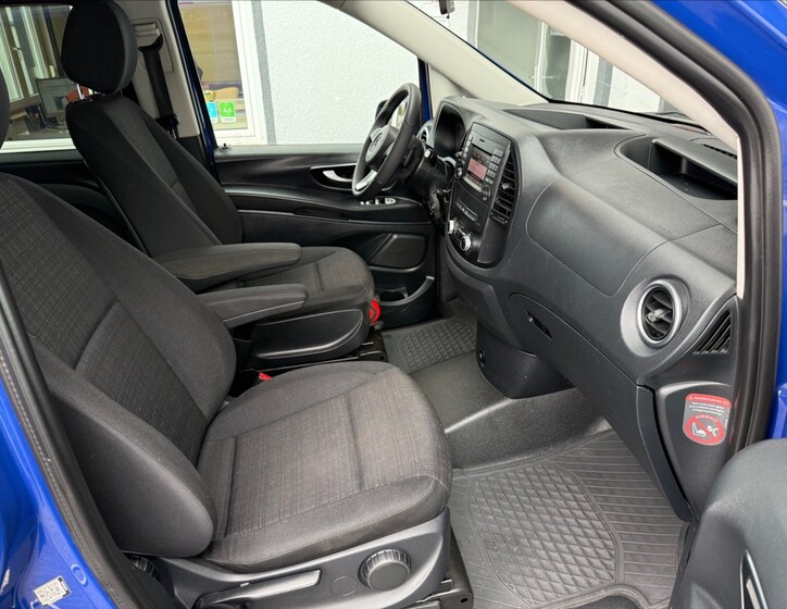 Mercedes-Benz Vito 11