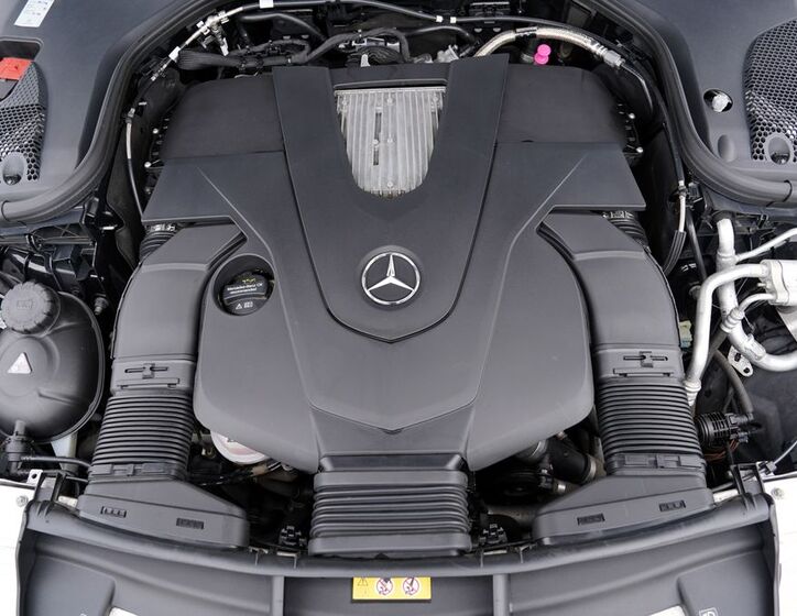 Mercedes-Benz Třídy E 10