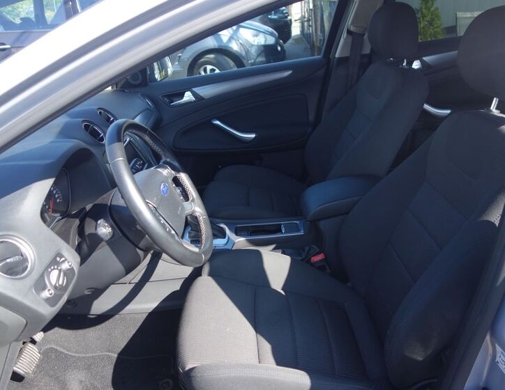Ford Mondeo 14