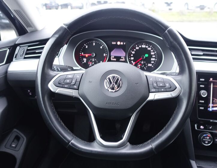 Volkswagen Passat 8