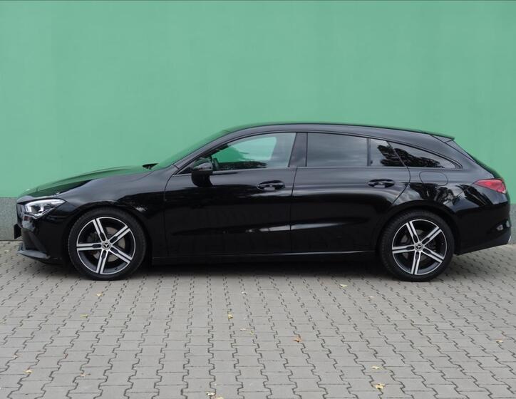 Mercedes-Benz CLA 5