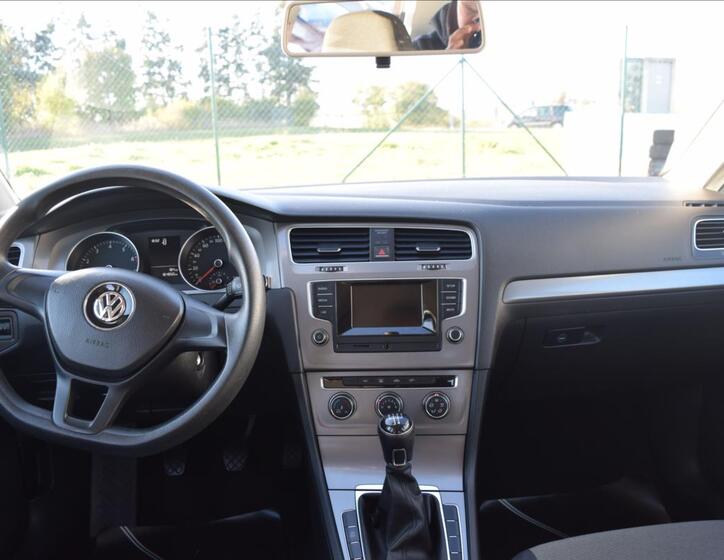 Volkswagen Golf 27