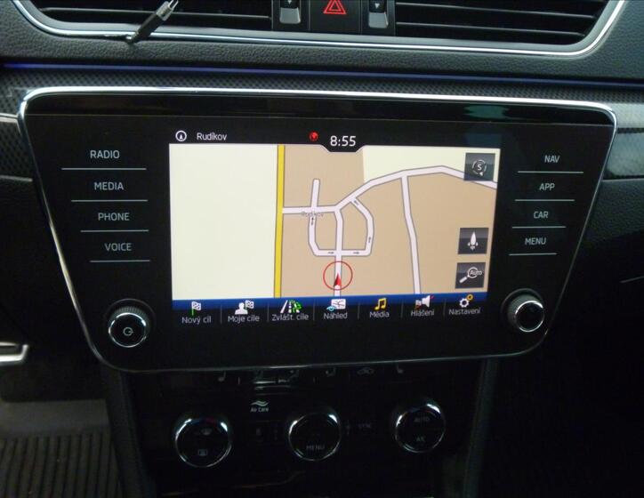 Škoda Superb 27