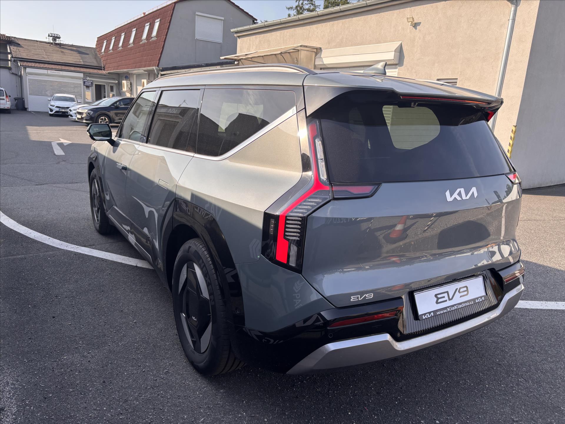KIA EV9