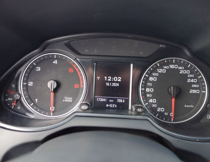 Audi Q5 16