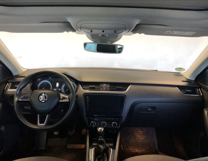 Škoda Octavia 14