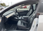 Tesla Model 3 17