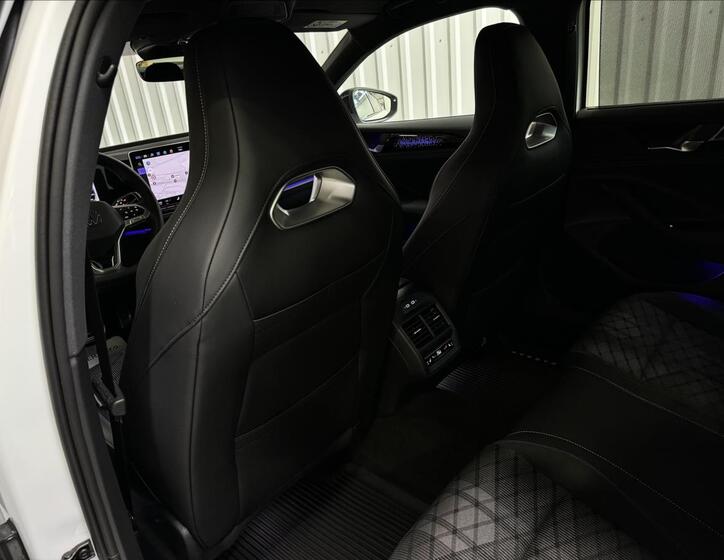 Volkswagen Passat 36