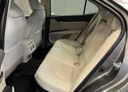 Toyota Camry 13